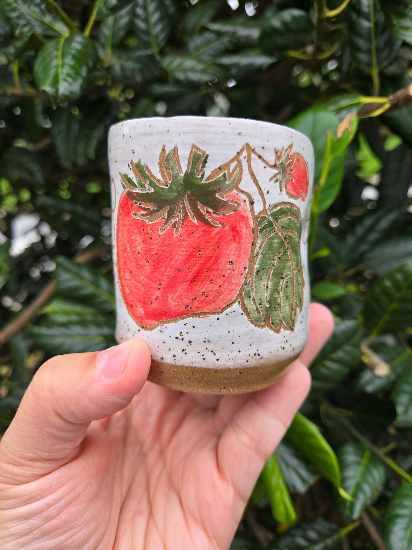 Summer Strawberry Thumb Cup