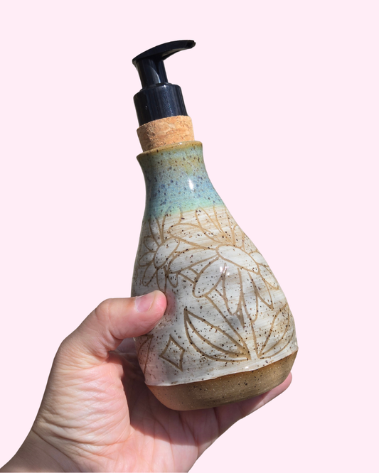 Spring Daisies Soap Dispenser